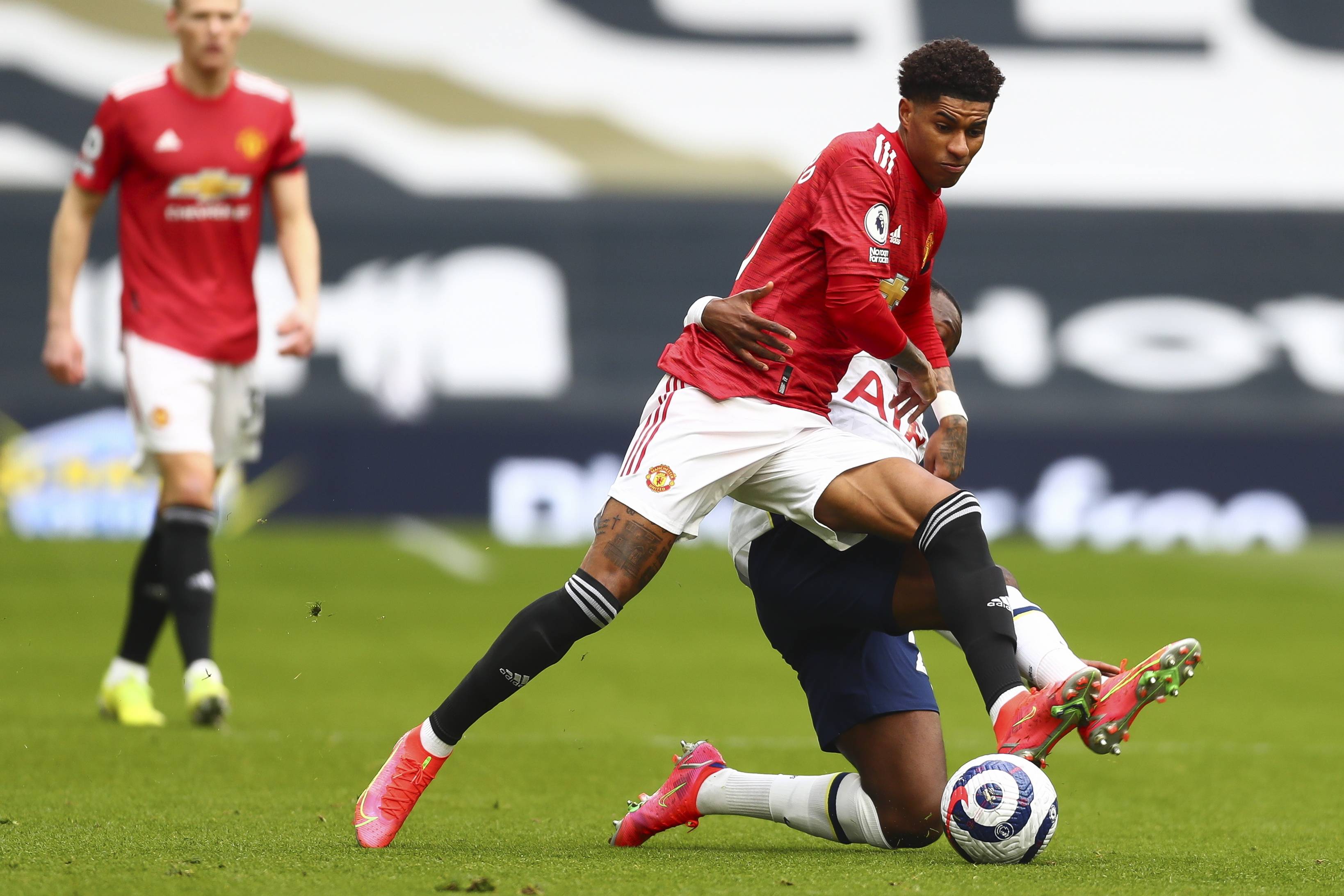 丢球后的反 丢球后的反